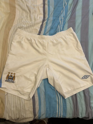 Manchester City Umbro Vintage Shorts like new, official product