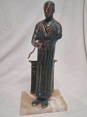 Massive Bronze Charioteer of Delphi used on onyx base