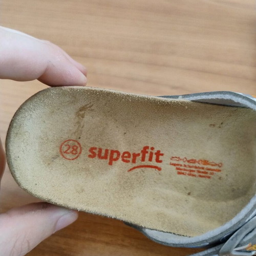 Children's sandals used, size 28