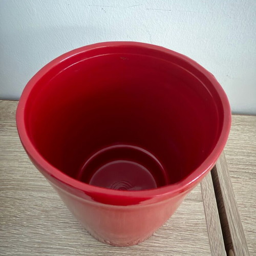 Ceramic planter red like new
