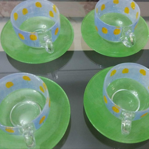 Set of cups new