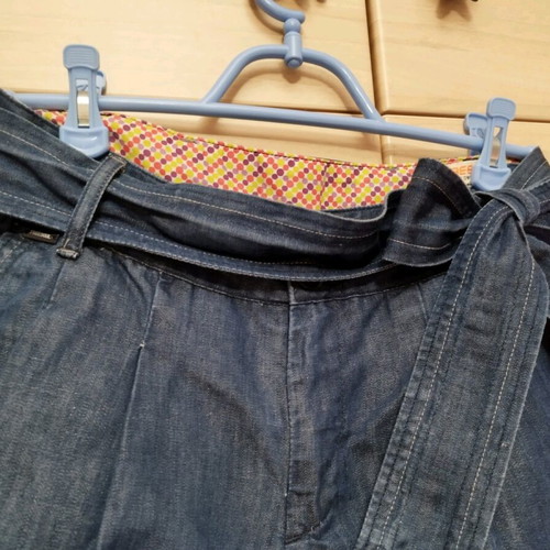 Freesoul denim bermuda shorts like new with belt and pleats