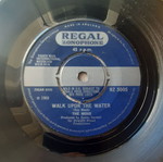 The Move Fire Brigade / Walk Upon The Water 7" σινγκλ, Regal Zonophone, 1968