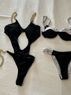 Swimsuit pack small size used