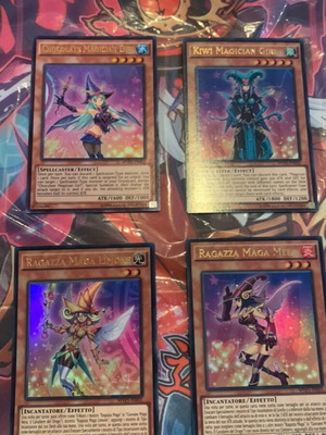 Magicians Girl Bundle like new, vintage Yugioh