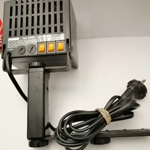 Video Camera Light used 2X1000 Watt 220 Volt with Fan REVUE Typ2309