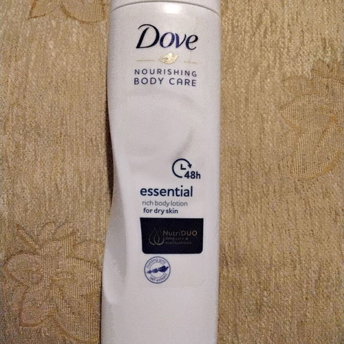 Dove Nourishing Body Lotion new, closed packaging
