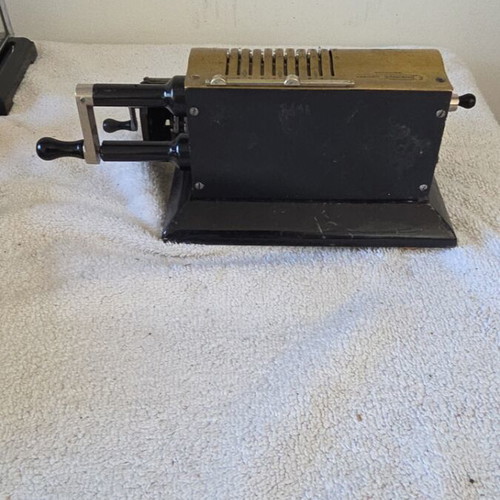 Odhner Swedish calculator used, circa 1950, heavy 6 kg