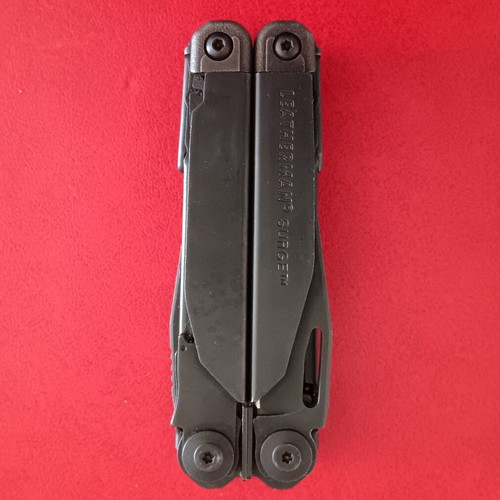 Leatherman Surge multitool black large size used