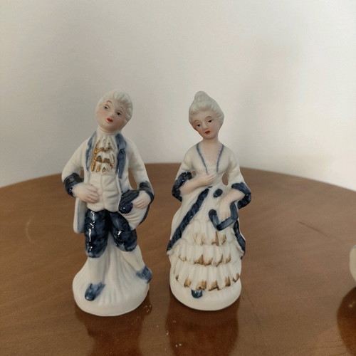 Figurine couple used decorative collectibles