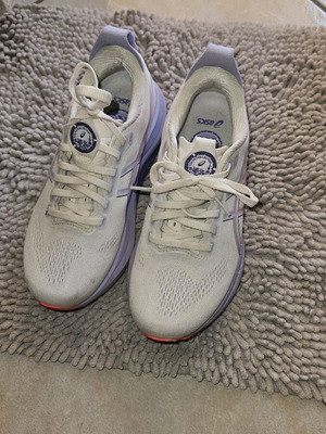 Asics Gel Kayano 32 Tokyo edition αθλητικά παπούτσια σαν καινούργια, πολύχρωμα