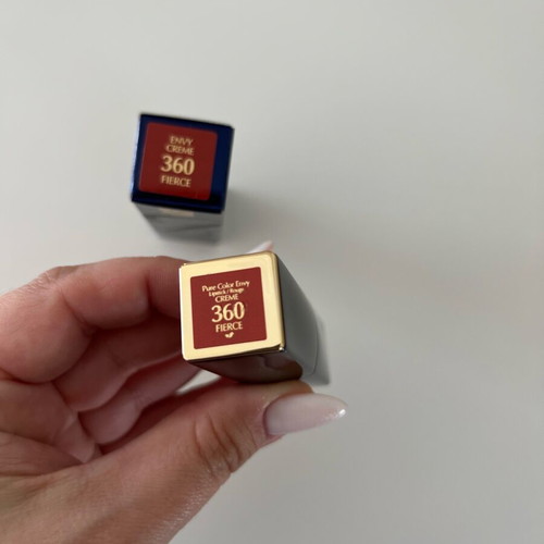 Estée Lauder Pure Color Lipstick 360 Fierce new