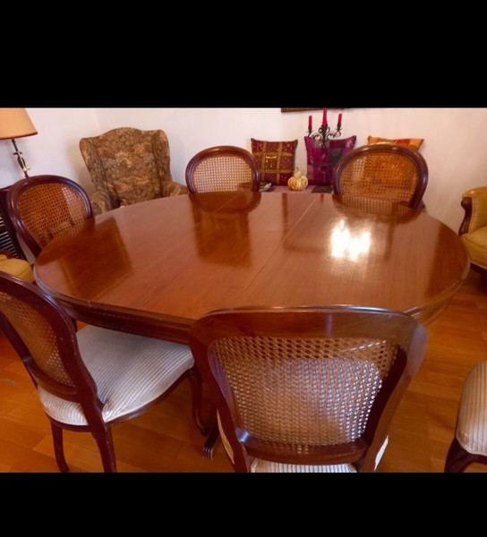 Misc Vintage Walnut  furniture / τραπεζαρια / σαλονια δινονται ολα λογω μετακόμησης