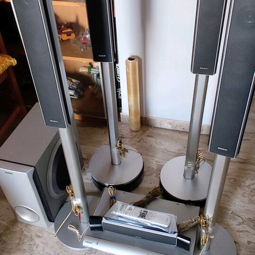 Sony DAV-DZ700FW home theater system used, DVD
