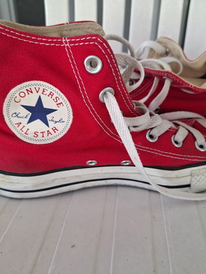Converse All Star sneakers used, women's size 37.5, red