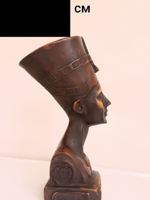 Nefertiti Egyptian statue with characteristic tall crown like new, 25 cm