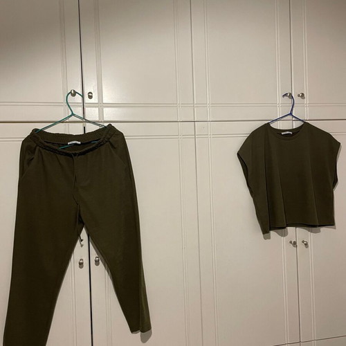 Zara green blouse and pants set like new, pants large, blouse medium