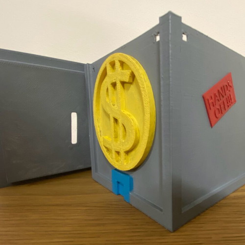 Komix 6 I A cycle used - Terzopoulos with treasure box gift