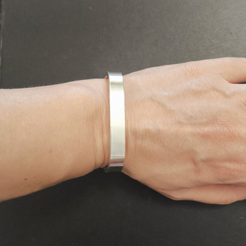 Silver 925 square bangle like new