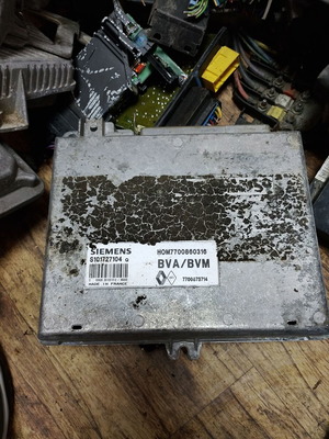 Renault Laguna 2.0 Siemens ECU used, 2 pieces