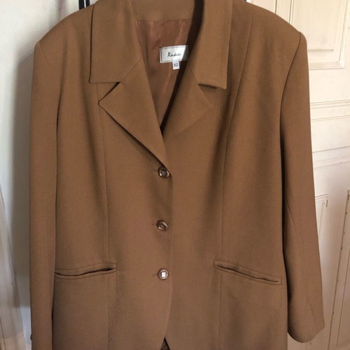 Blazer in camel color new, size 52