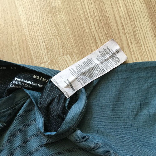 Under Armour Vanish Seamless Short Sleeve T-Shirt M like new, blue