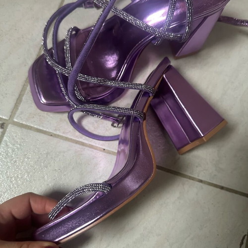 Lilac sandals new with crisscross straps