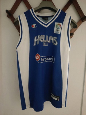 National team kids jersey XL used with wear for ages 13-14