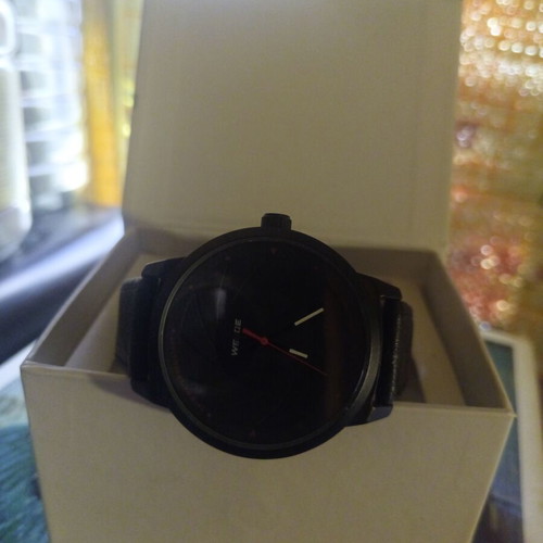 Weide men's watch like new, waterproof, black leather strap