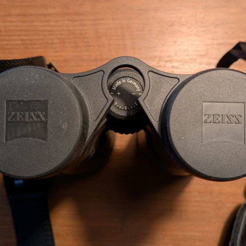 Zeiss Victory HT 10x54 binoculars like new