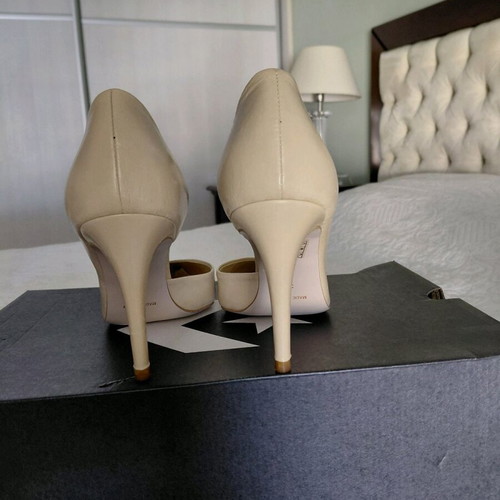 Eden leather pumps new, beige-cream, 9 cm heel