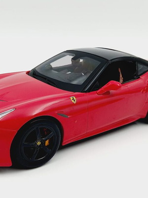 Ferrari California 1/18 Bburago red like new
