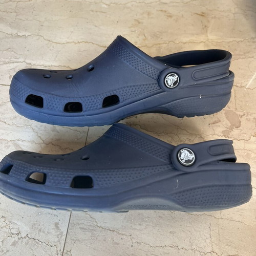 Crocs women's slippers, dark blue, size W7 EU 37.5