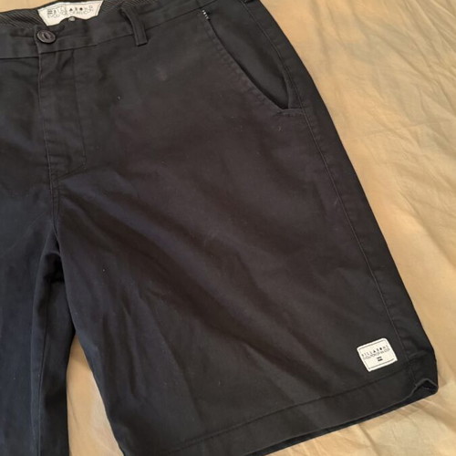 Billabong Bermuda shorts, size 36, black
