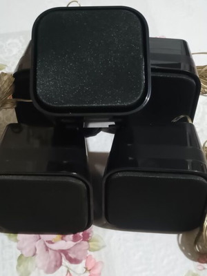 Philips home cinema speakers 5 pieces like new