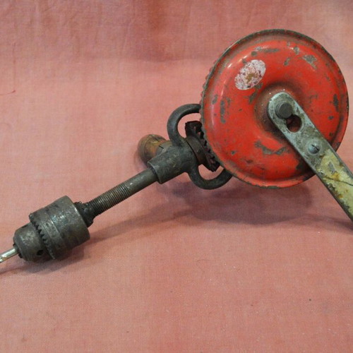 Hand drill tool USA easy to use period 1940-1950 (65 euros).