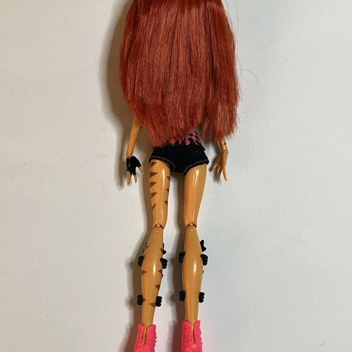 Monster High Toralei Stripe Ghoul Sports used doll