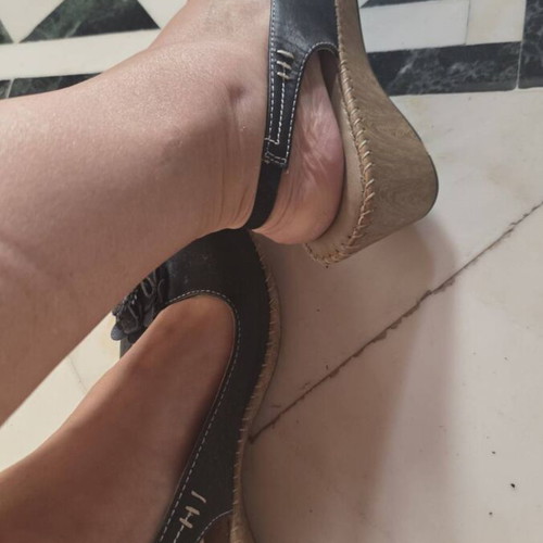 Sunshine leather peep toe wedged sandals, size 42, black