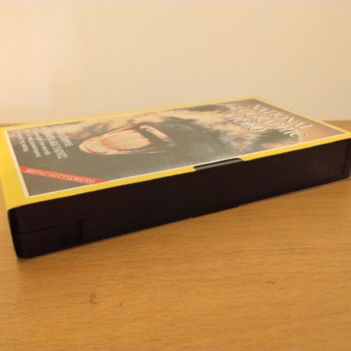 National Geographic Hyenas and Lions documentary VHS like new with subtitles