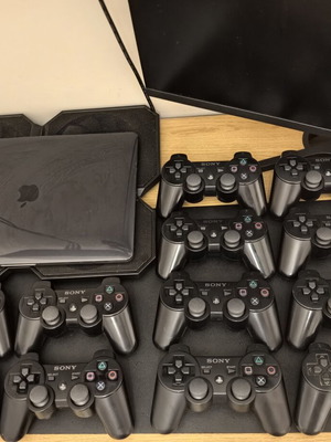 DualShock 3 and Sinaxis controllers like new for PlayStation 3