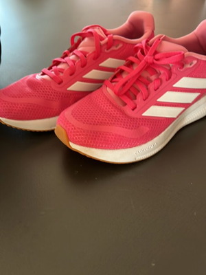 Adidas sports shoes size 38.5 like new, pink