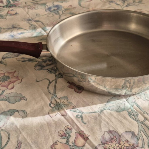 Frying pan 28 cm for electric stove like new