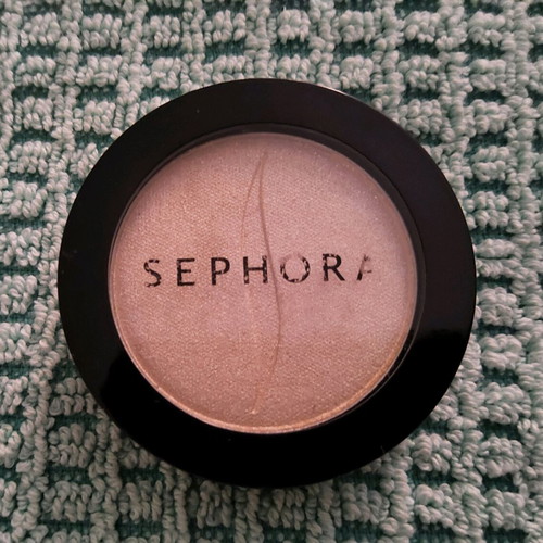 Sephora Movie Popcorn N72 Eyeshadow like new with slight shimmer