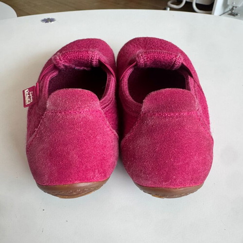 Living Kitzbühel children's wool slippers size 30 used, pink, flexible sole