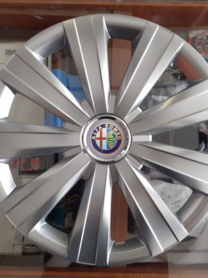 Τάσια Alfa Romeo 15'' νέα, σετ 4 τεμαχίων ασημί
