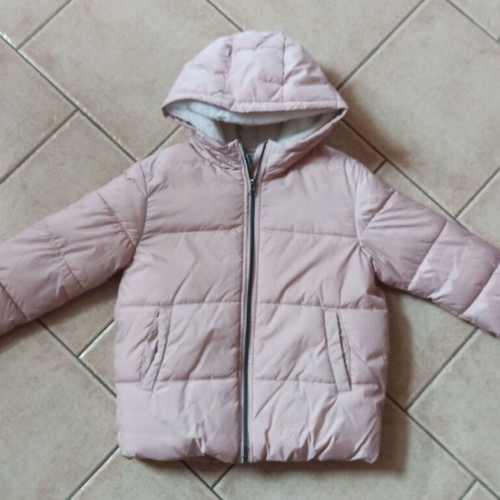 Benetton XL down jacket for girls pink with fur lining like new