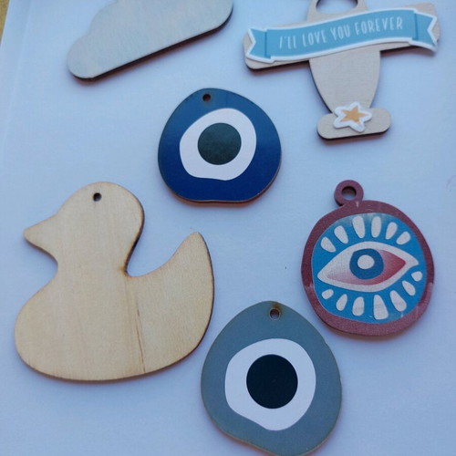 Wooden decorative craft pieces like new, set of 6