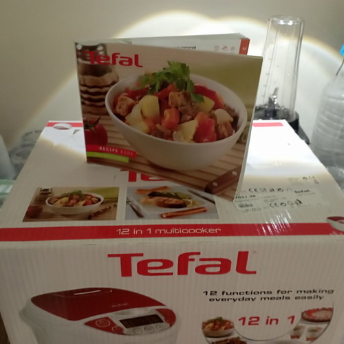 Tefal multicooker like new with 12 programs