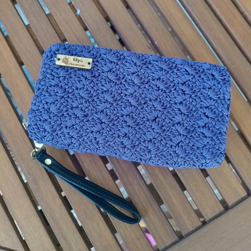 Knitted wallet with double zipper new in purple color