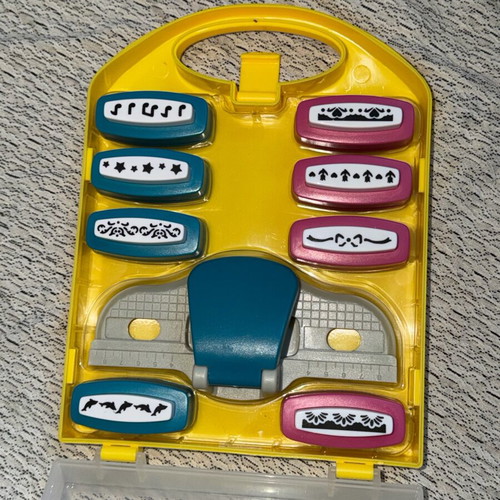 Paper punch set with 8 different shapes like new